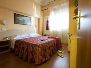 Hotel Sabatino Милан Экстерьер фото