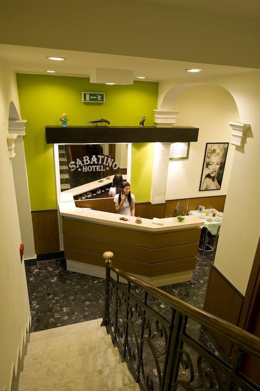 Hotel Sabatino Милан Экстерьер фото